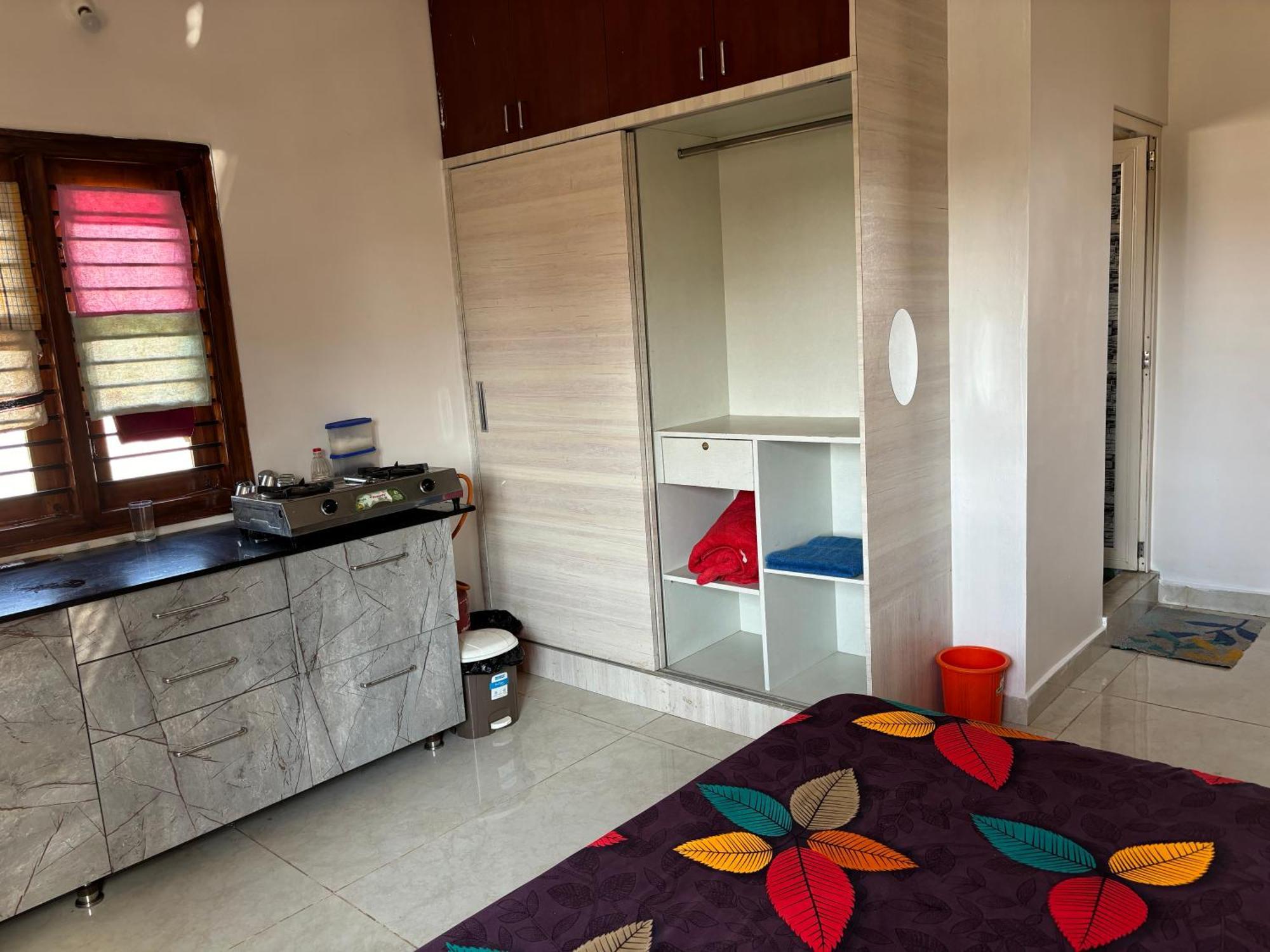 Superb Room For Decent Couples & Families Mysore Exterior photo